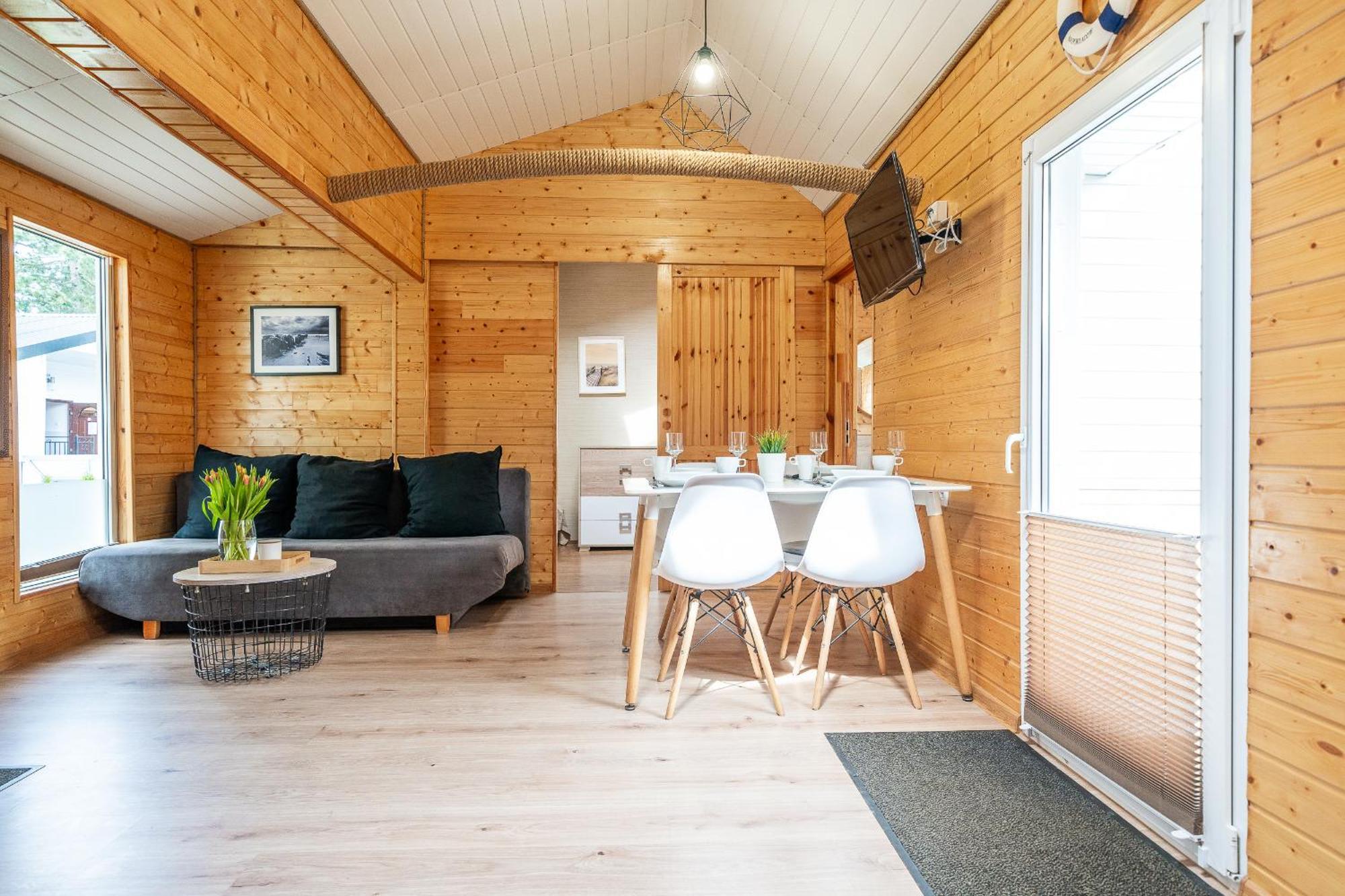 Max Apartamenty - Pokoje - Domki - Restauracja - Basen Mielno  Kültér fotó