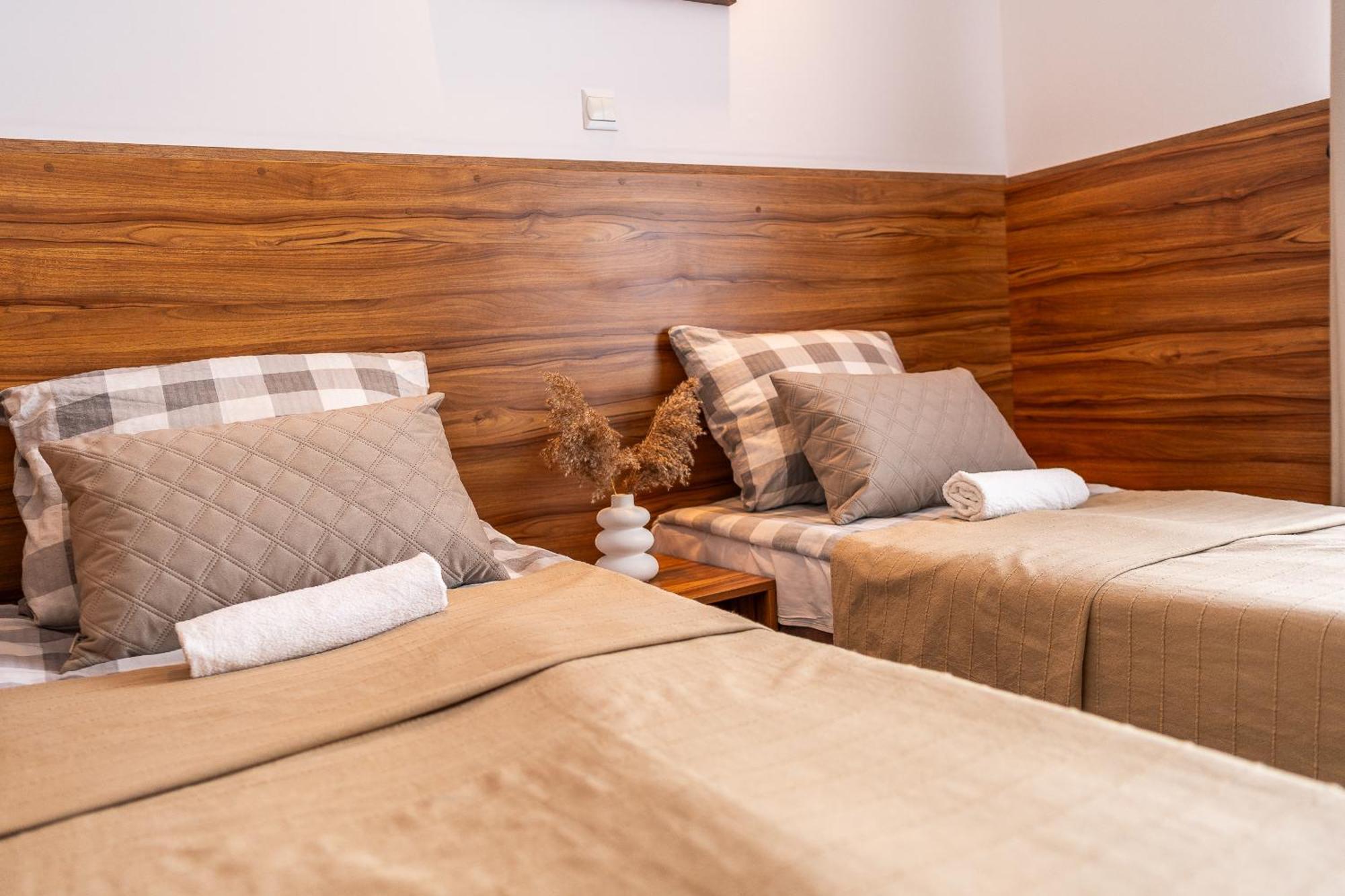 Max Apartamenty - Pokoje - Domki - Restauracja - Basen Mielno  Kültér fotó