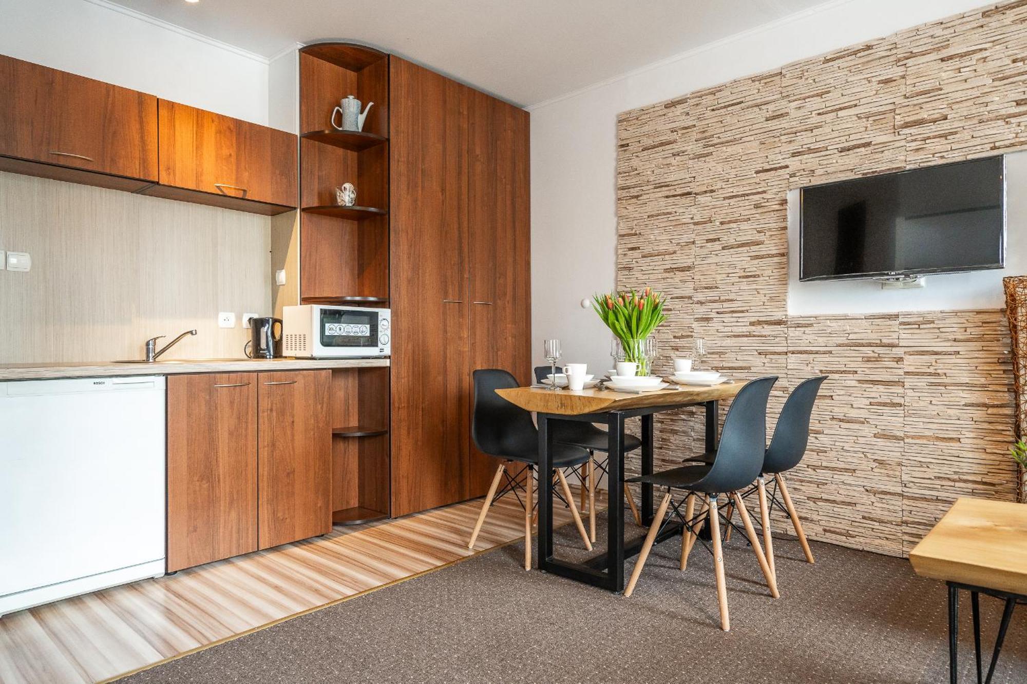 Max Apartamenty - Pokoje - Domki - Restauracja - Basen Mielno  Kültér fotó
