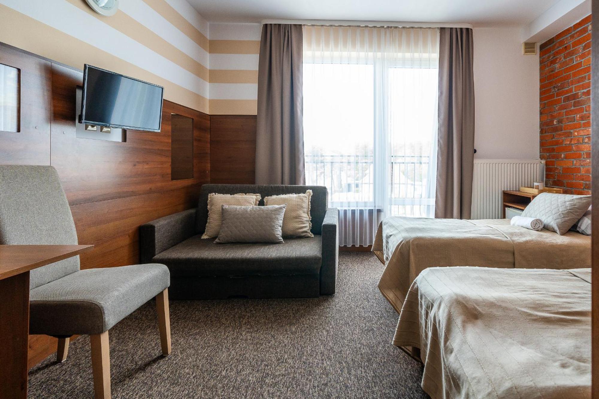 Max Apartamenty - Pokoje - Domki - Restauracja - Basen Mielno  Kültér fotó