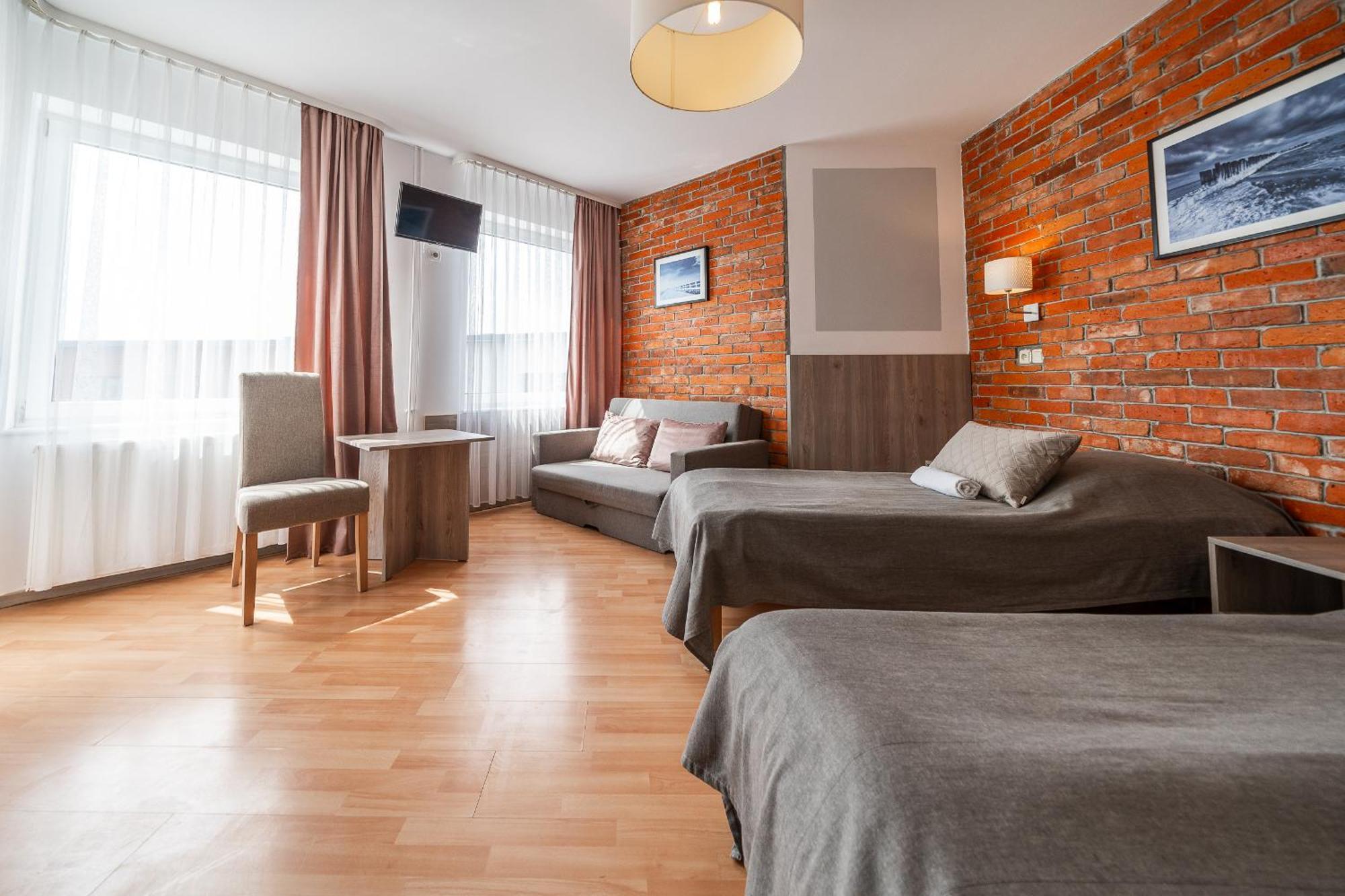 Max Apartamenty - Pokoje - Domki - Restauracja - Basen Mielno  Kültér fotó