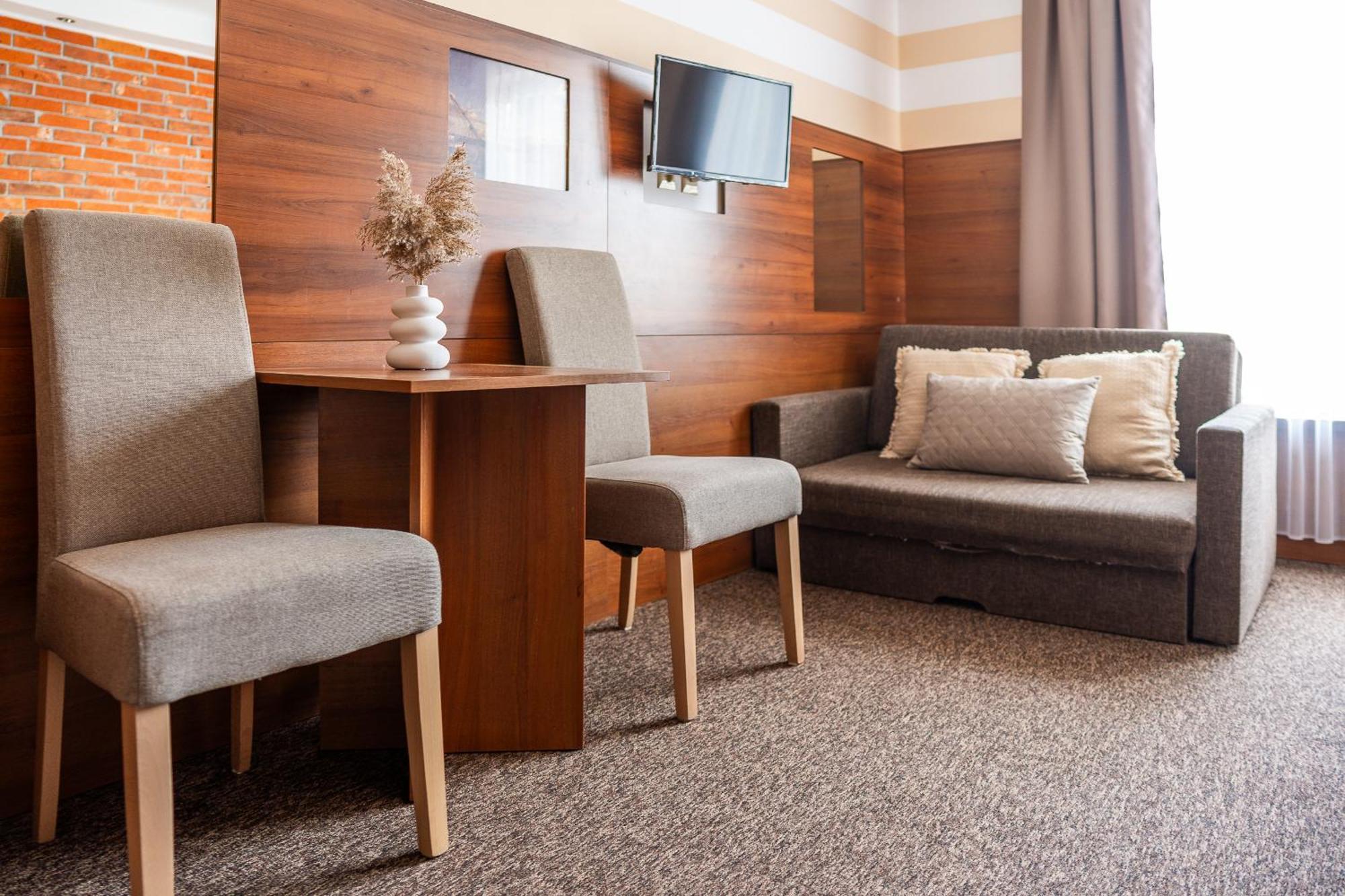 Max Apartamenty - Pokoje - Domki - Restauracja - Basen Mielno  Kültér fotó