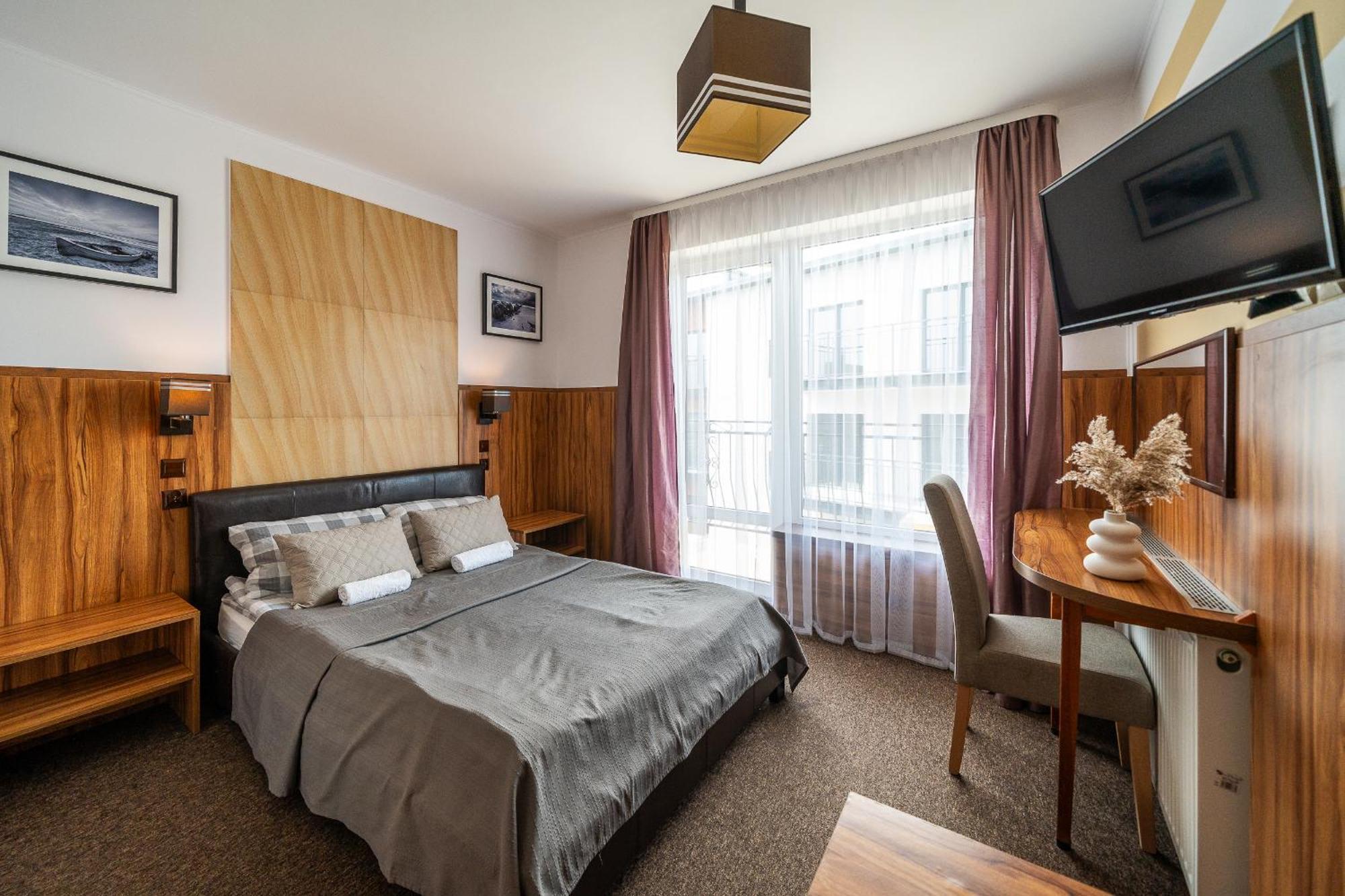 Max Apartamenty - Pokoje - Domki - Restauracja - Basen Mielno  Kültér fotó