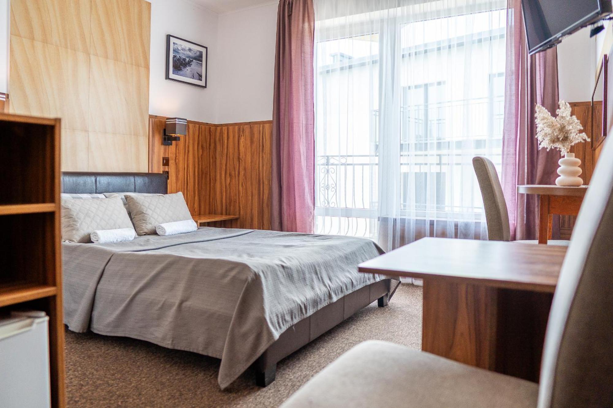 Max Apartamenty - Pokoje - Domki - Restauracja - Basen Mielno  Kültér fotó
