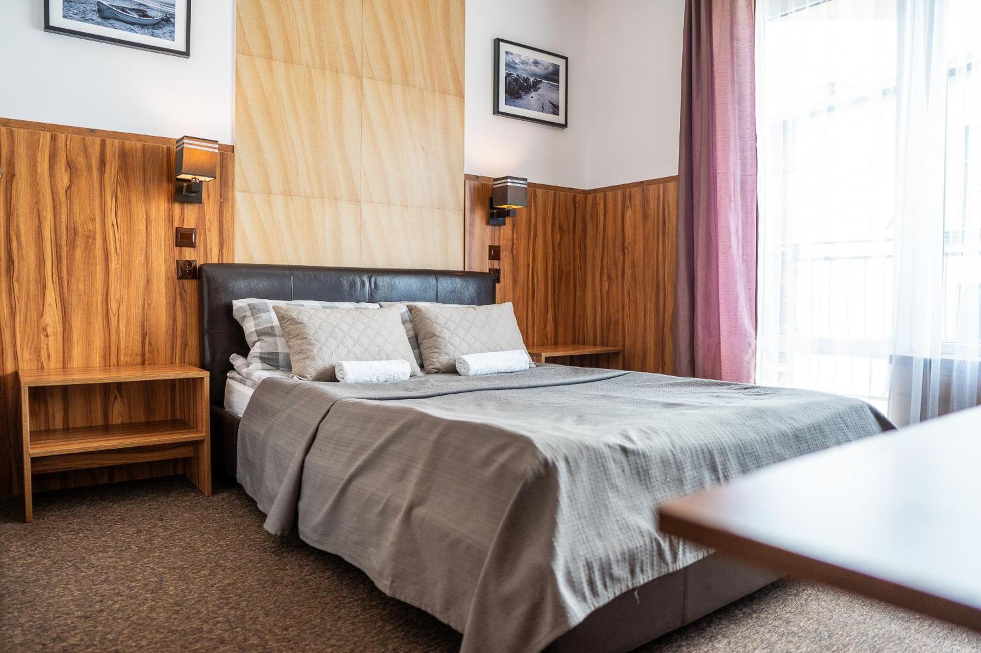 Max Apartamenty - Pokoje - Domki - Restauracja - Basen Mielno  Kültér fotó