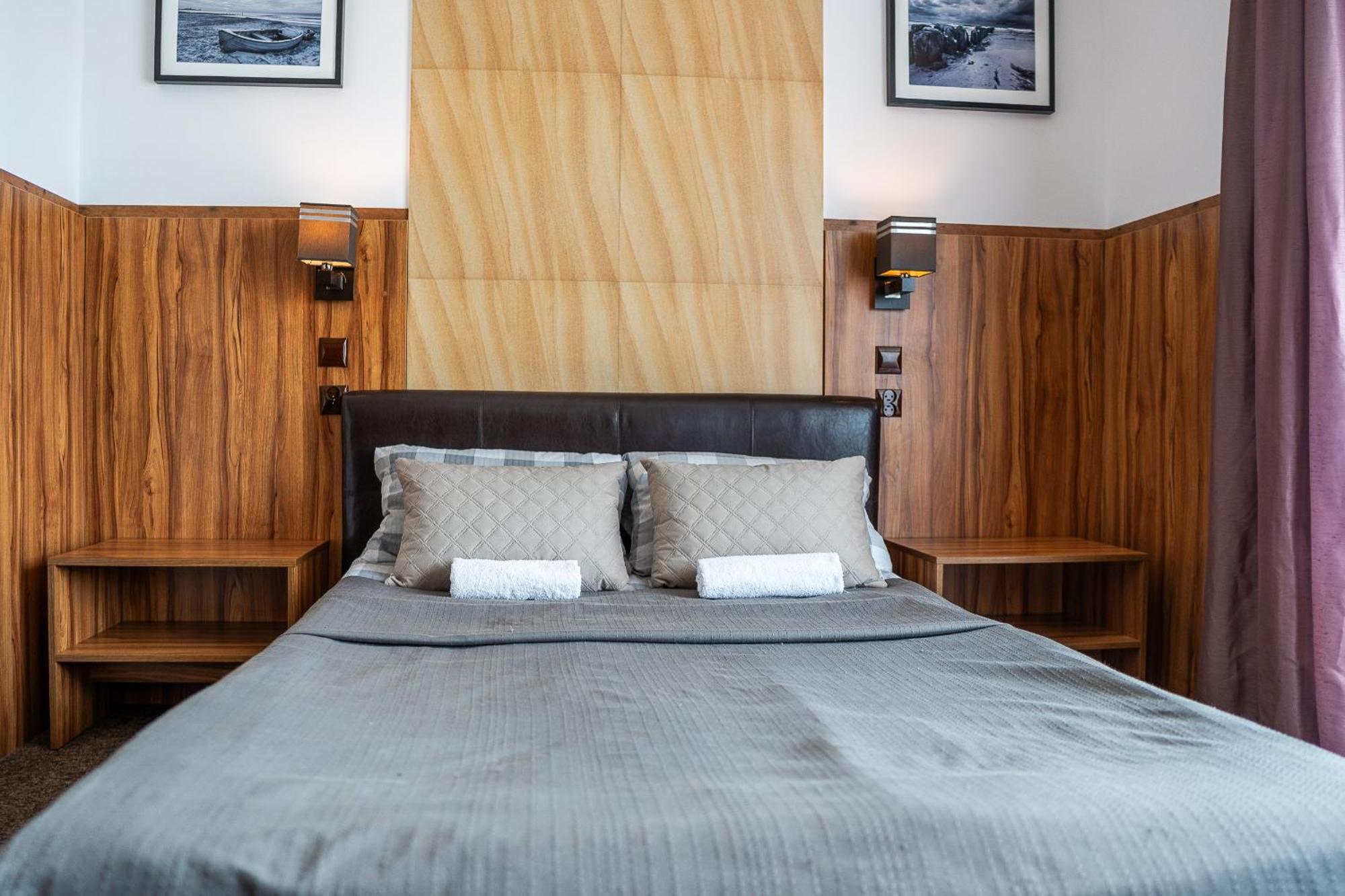 Max Apartamenty - Pokoje - Domki - Restauracja - Basen Mielno  Kültér fotó